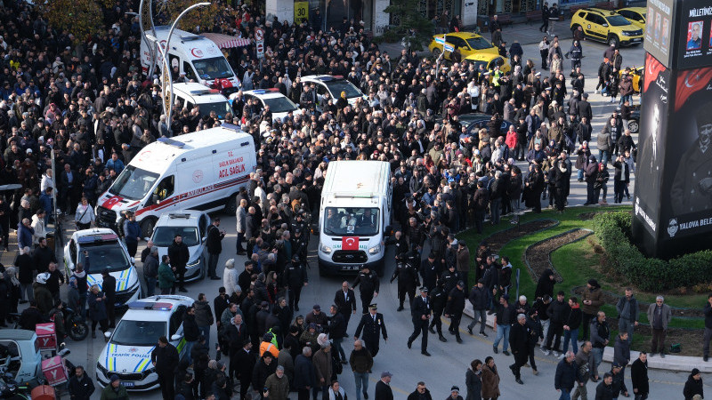 Yalova Şehitlerini Dualarla Uğurladı