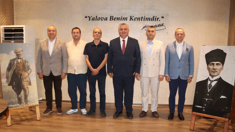 Yalova’da 6 Belediye Başkanı CHP’den İstifa Ederek Yeni Parti’ye Katıldı