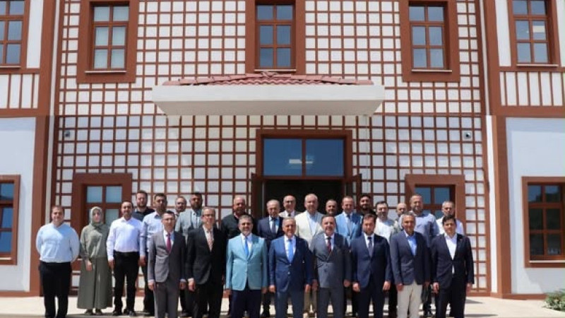 Vali Usta'dan Yalova OSB'ye Ziyaret