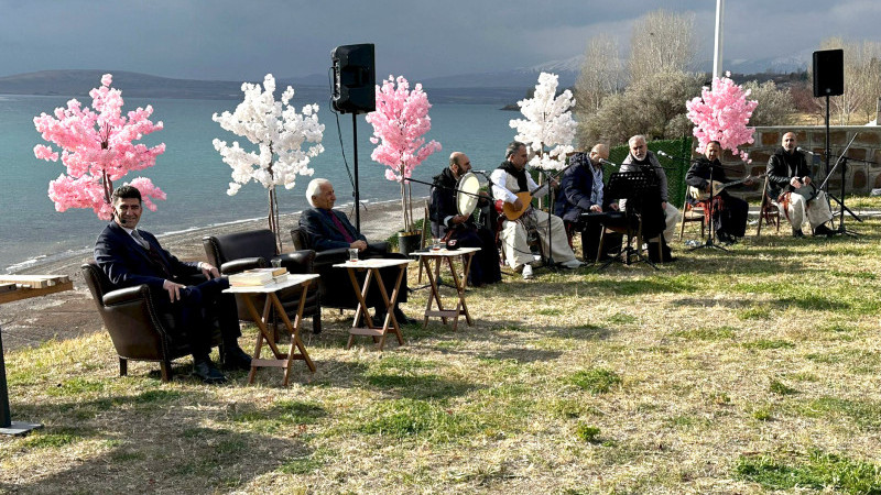 MEMLEKETİ BİTLİS’TE YALOVA’YI TANITTI