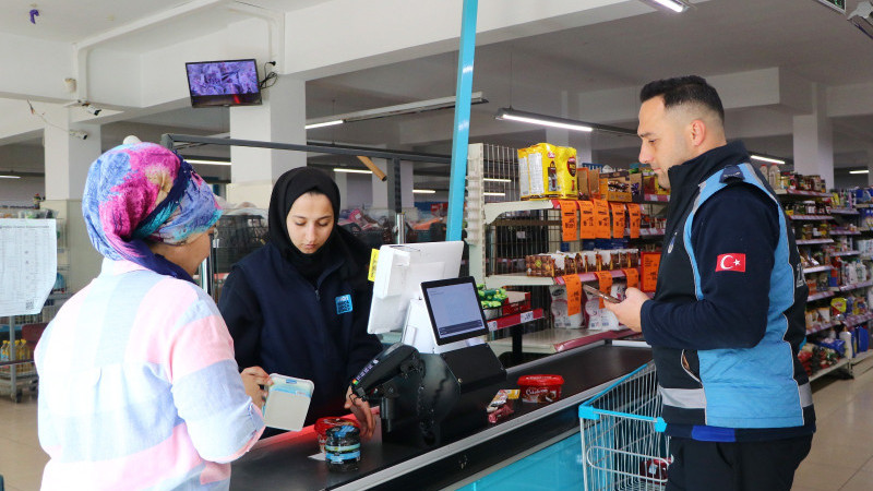 Çiftlikköy’de Zabıtadan Market ve AVM’lere Sıkı Takip