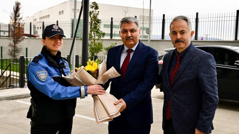 Yalova İl Emniyet Müdürlüğü’nde Görev Değişimi Gerçekleşti