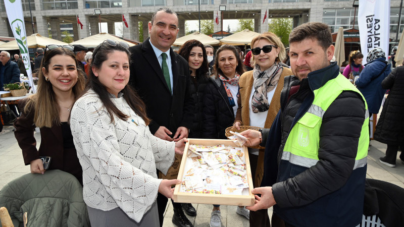 Tohum Takas Şenliğinde Yalova Standına Yoğun İlgi