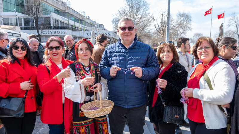Yalova'da Marteniçka Coşkusu
