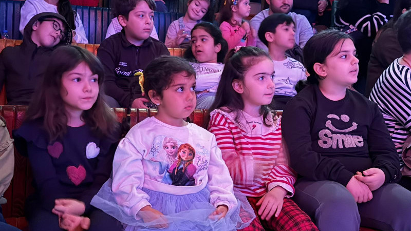 Çocuk Tiyatroları Her Hafta Miniklerle Buluşuyor