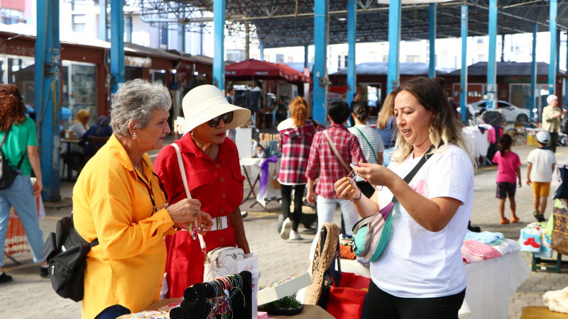 Çiftlikköy’de 24 Nisan’da Bayram Coşkusu Devam Ediyor