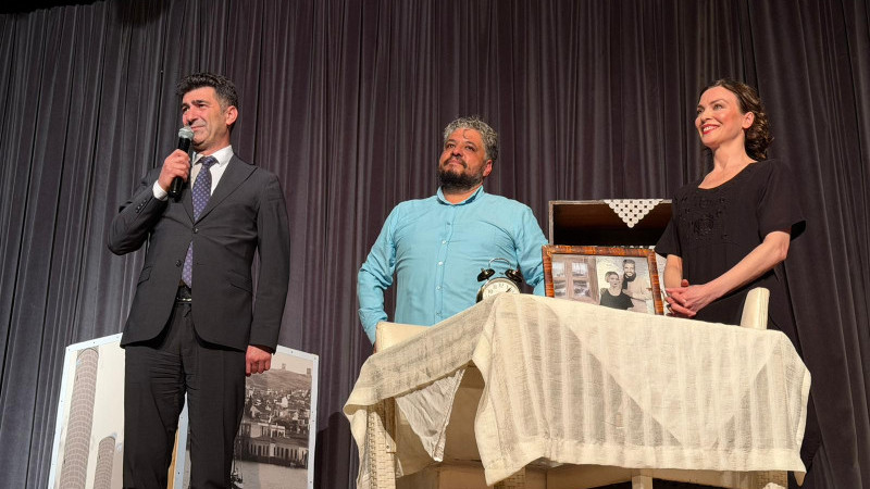 Yalova Belediyesi'nin Dünya Tiyatro Etkinlikleri Başladı