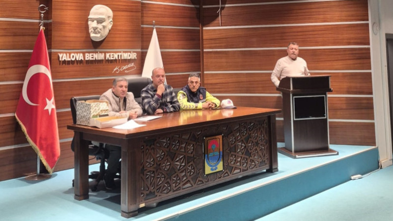 Yalova Belediyesi'nden Toplu Taşıma Sürücülerine Eğitim Programı