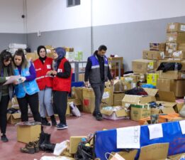 Deprem Bölgesinden Gelen Misafirler İçin Sosyal Market Açıldı