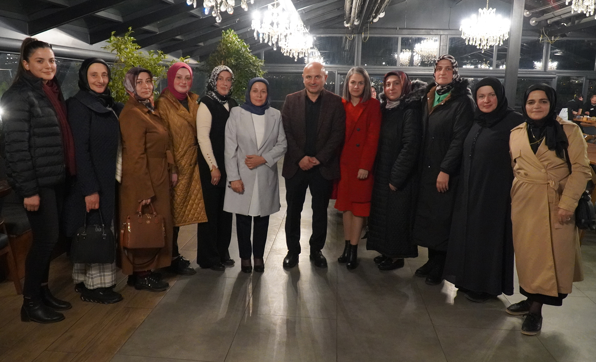 Başkan Oral: “AK Parti’nin Arkasında Güçlü Kadınlar Var”